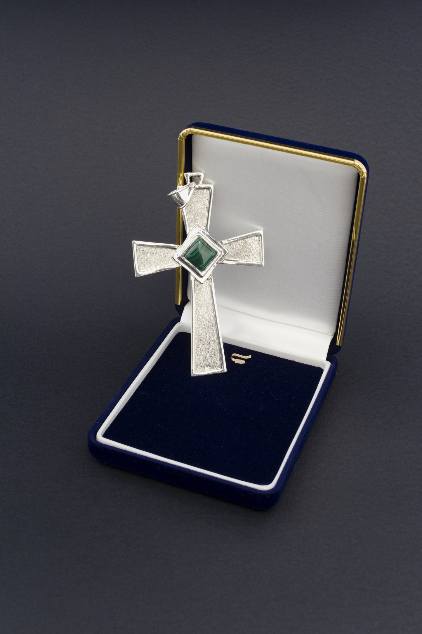 Croce pettorale - luxdei.it